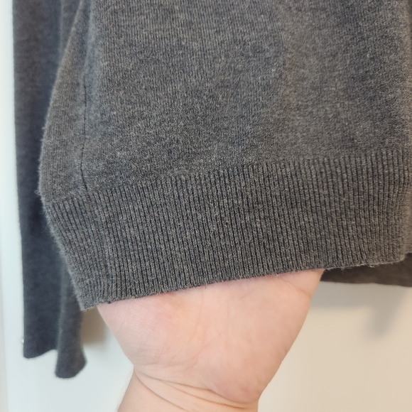 Zara Knit Pearl Sleeve Sweater - Picture 4 of 6